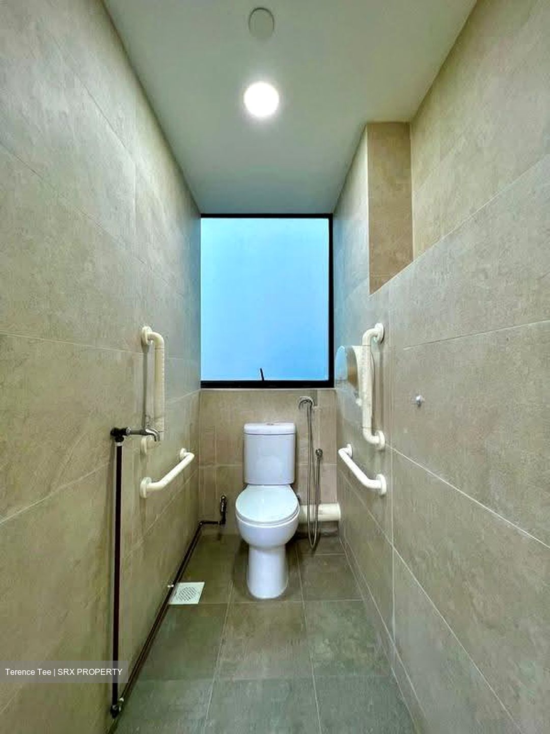 Hexacube (D14), Office #610073491
